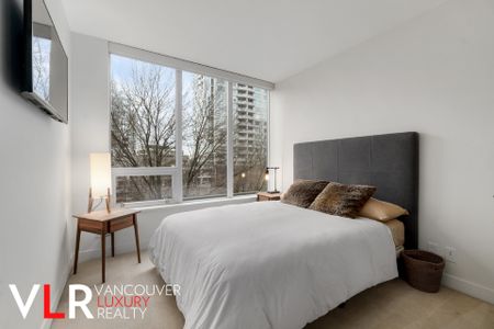 Townhouse in Downtown Vancouver, BC - Photo 4