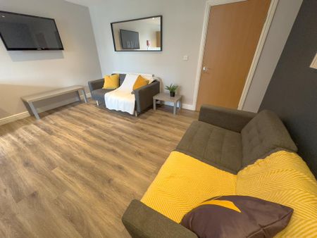 4 bedroom flat to rent - Photo 5