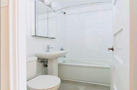 For Lease - 2 Grandstand Place Unit# 309, Toronto, Ontario - Photo 2
