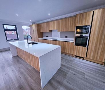 4 bedroom apartment to rent - Photo 5