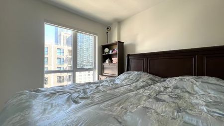 1200 Rue Crescent Montréal (Ville-Marie), QC H3G - Photo 4