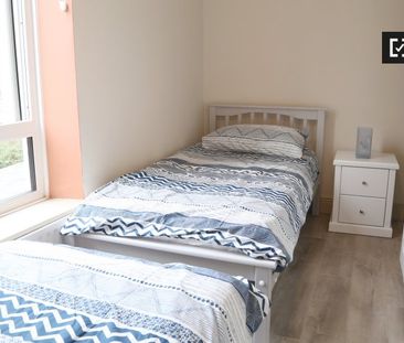 Room in shared apartment for rent in Inns Quay, Dublin - Photo 2
