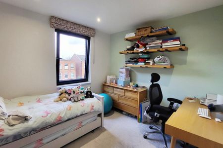 Wellington Road - Photo 4