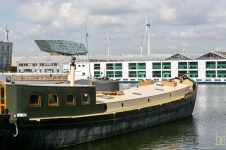 ENERGIEZUINIGE STADSWONING MET RUIM TERRAS OP HET EILANDJE - Photo 4