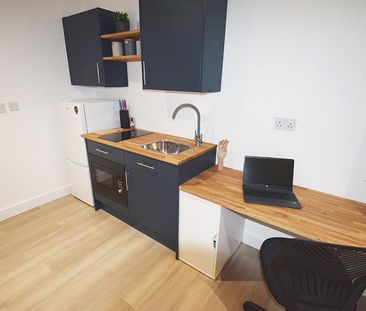 Studio to rent - Photo 3