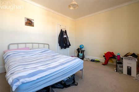 2 bedroom maisonette to rent - Photo 4