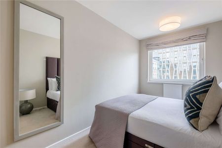 This large, bright and spacious two bedroom apartment is located in the heart of Victoria. - Photo 3