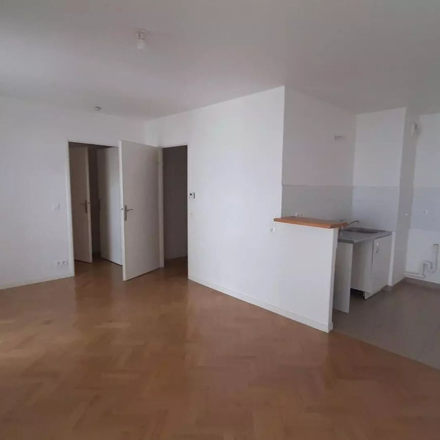 location Appartement T2 DE 52m² À VELIZY-VILLACOUBLAY - Photo 1