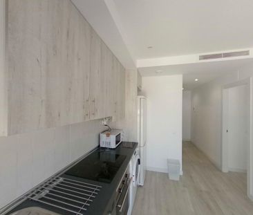 Piso de alquiler en Calle Sardineta, Tres Olivos - Valverde - Photo 4