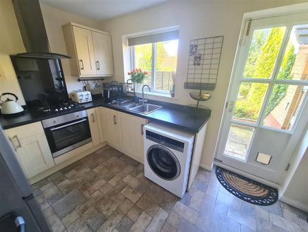 Cennon Grove, Ingleby Barwick - Photo 3