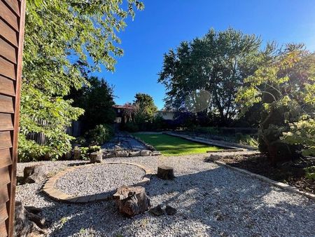 For Lease - 229 Church Street, Markham, Ontario - Photo 2