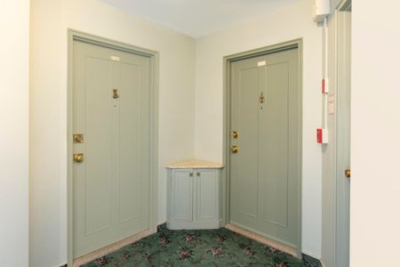 For Lease - 9 Deer Park Crescent Unit# 303, Toronto, Ontario - Photo 5