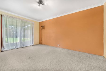 Spacious Four-Bedroom Home - Photo 4