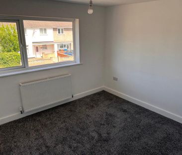 3 bedroom semi-detached house to rent - Photo 4