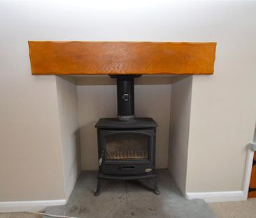 2 bedroom terraced house to rent - Photo 3