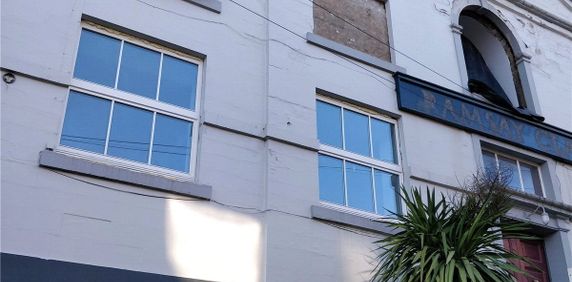 Science House, 9 Bath Street, Hudders... - Photo 2