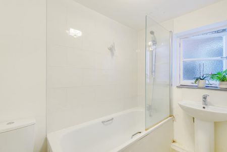 Rita Road, Vauxhall SW8 - Photo 4