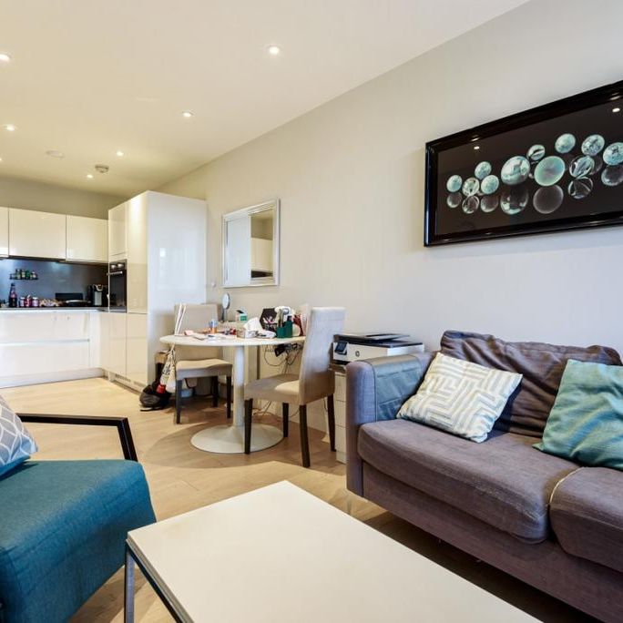 1 bedroom flat to rent - Photo 1