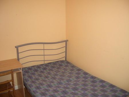 Great Location, 16c Rugby Avenue, Queens Quarter, Belfast, BT7 1RG - Photo 3