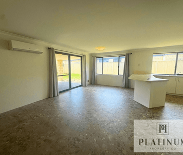 Coastal Family Living in the Heart of Dawesville - Photo 1