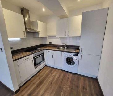 Park Crescent, LU1 - Photo 5