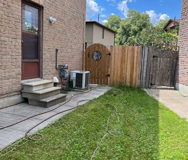 For Lease - 267 Risebrough Circuit Unit# Basement, Markham, Ontario - Photo 5