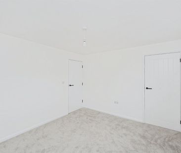 Farm Road, NEATH - Photo 6