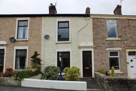 3 bedroom terraced house to rent - Photo 5