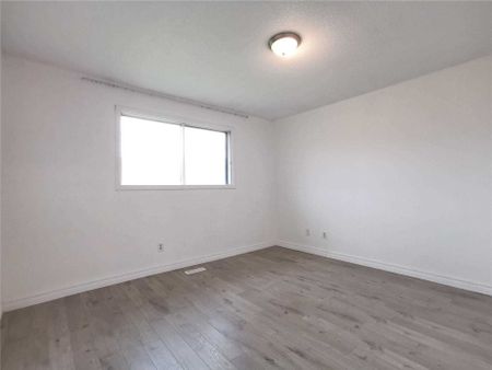 For Lease - 4 Fordcombe Crescent Unit# Upper, Markham, Ontario - Photo 5