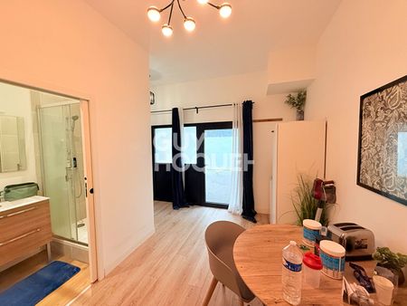 Location Appartement 1 pièce 23m² - Photo 3