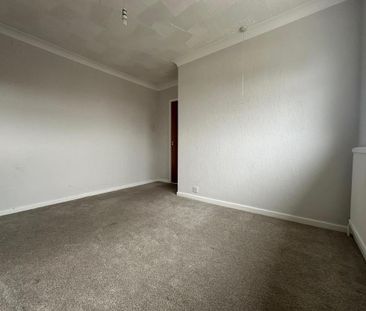 3 bedroom apartment to rent - Photo 3