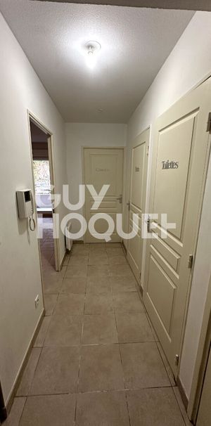 Location d'un appartement F2 à PERPIGNAN dernier étage - Photo 1