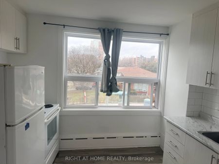 1758 Victoria Park Avenue #3 - Photo 5