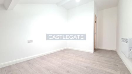 2 bedroom ground floor flat to rent - Photo 4