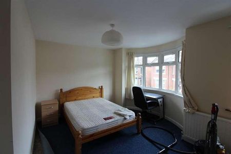 Burlington Road, Southampton, SO15 - Photo 2