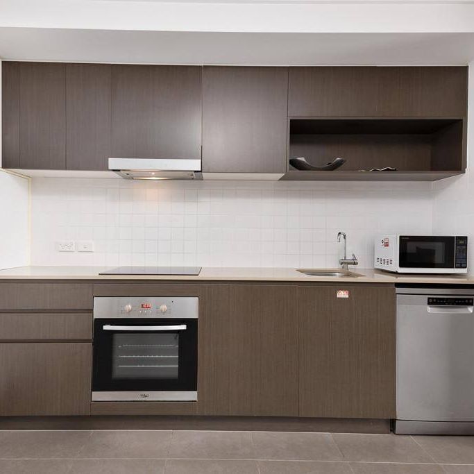 FULLY FURNISHED 2 BEDROOM UNIT - Photo 1