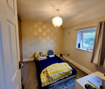 2 bedroom end of terrace house to rent - Photo 6