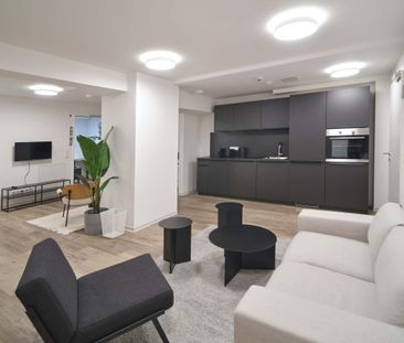 Wohnung in der Ostparkstraße a - Photo 1