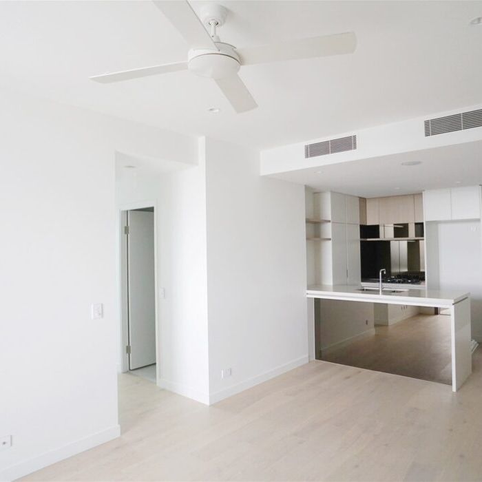 Fully Furnished with Riverview and Carpark - Photo 1