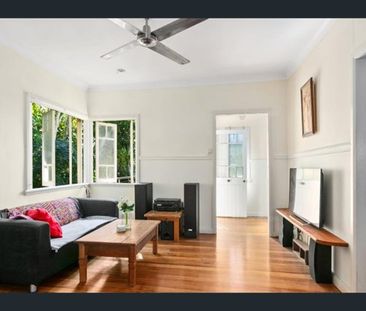 13 Edgar Street, Bungalow, Qld 4870 - Photo 2