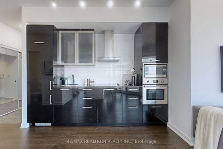 For Lease - 12 York Street Unit# 4207, Toronto, Ontario - Photo 3