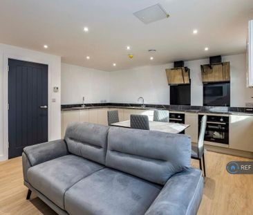 1 bedroom in a flat share to rent - Photo 4