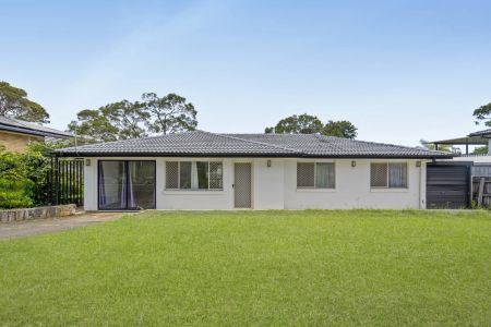 Stylishly Renovated Family Home Designed for Comfort, Space, and Easy Living. - Photo 4