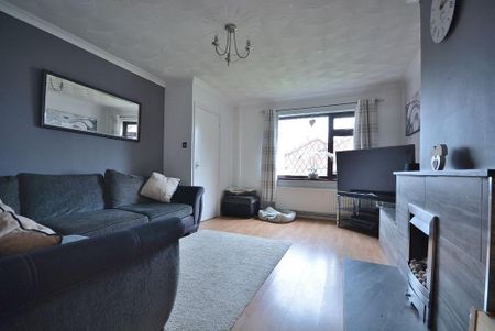 3 bedroom semi-detached house to rent - Photo 3