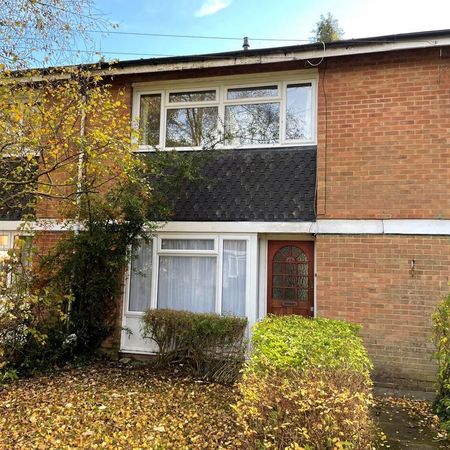 3 bedroom terraced house to rent - Photo 4