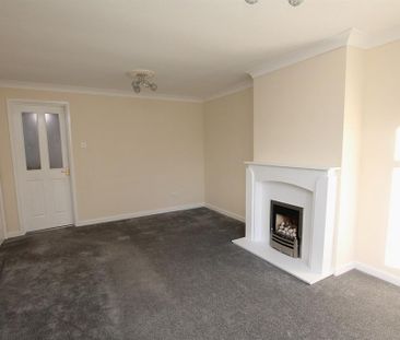 2 bedroom semi-detached house to rent - Photo 3