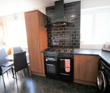 Stanhope Drive (room 4), Horsforth, Leeds - Photo 6