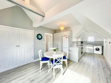Room in a Shared Flat, Higham Hill Road, E17 - Photo 3