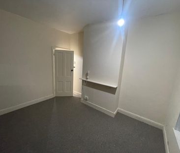 2 Bed Terraced House, Humber Avenue, CV3 - Photo 6