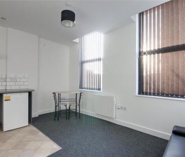1 bedroom flat to rent - Photo 3